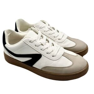 DOLCE VITA DV Voyage Low Profile Sneaker in White Beige and Black